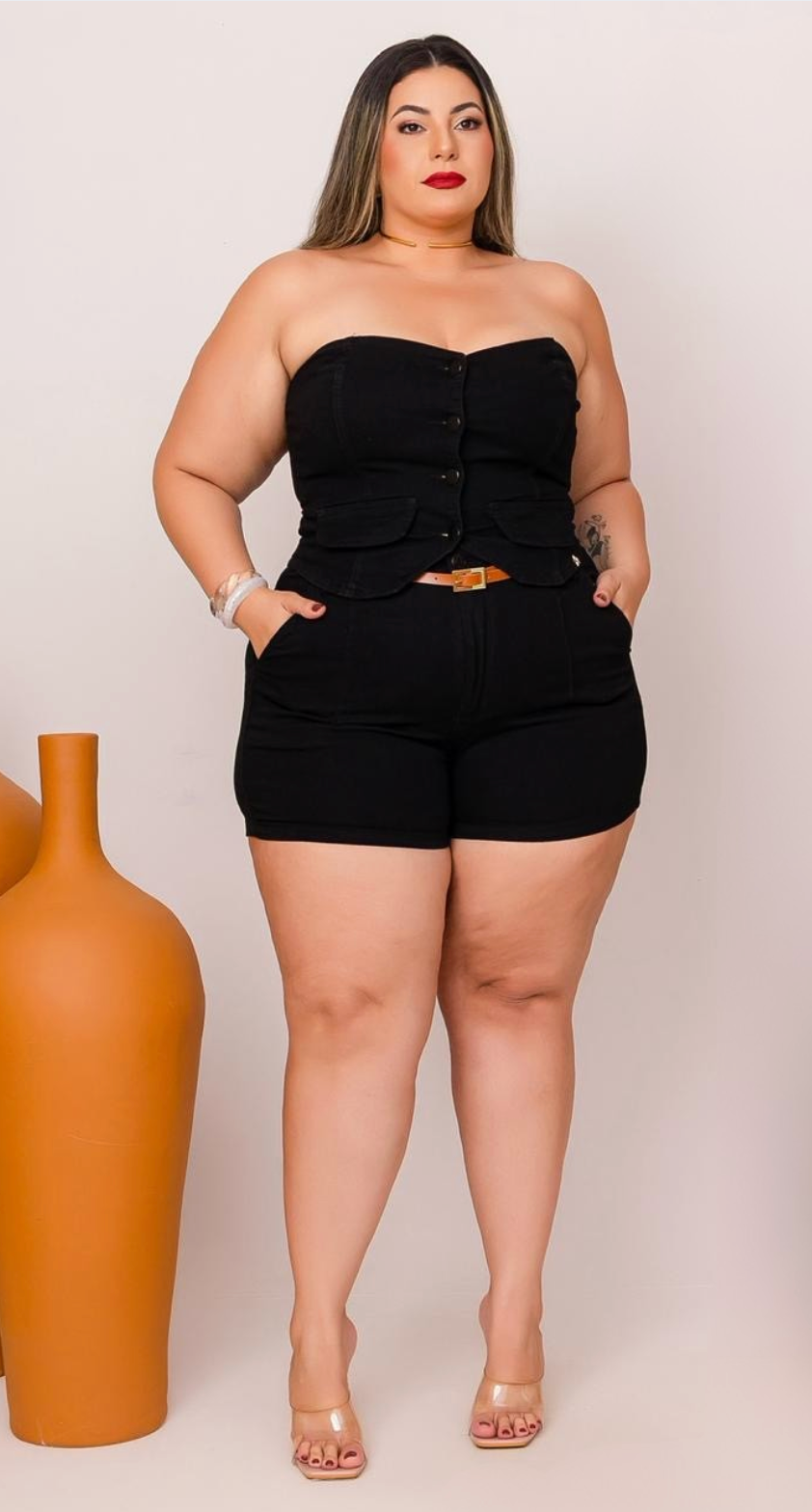 Short jean noir + ceinture